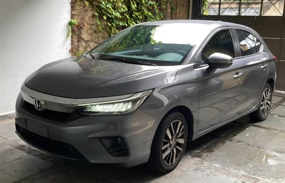 HONDA CITY 1.5 i-VTEC FLEX HATCH TOURING CVT HONDA CITY 1.5 i-VTEC FLEX HATCH TOURING CVT